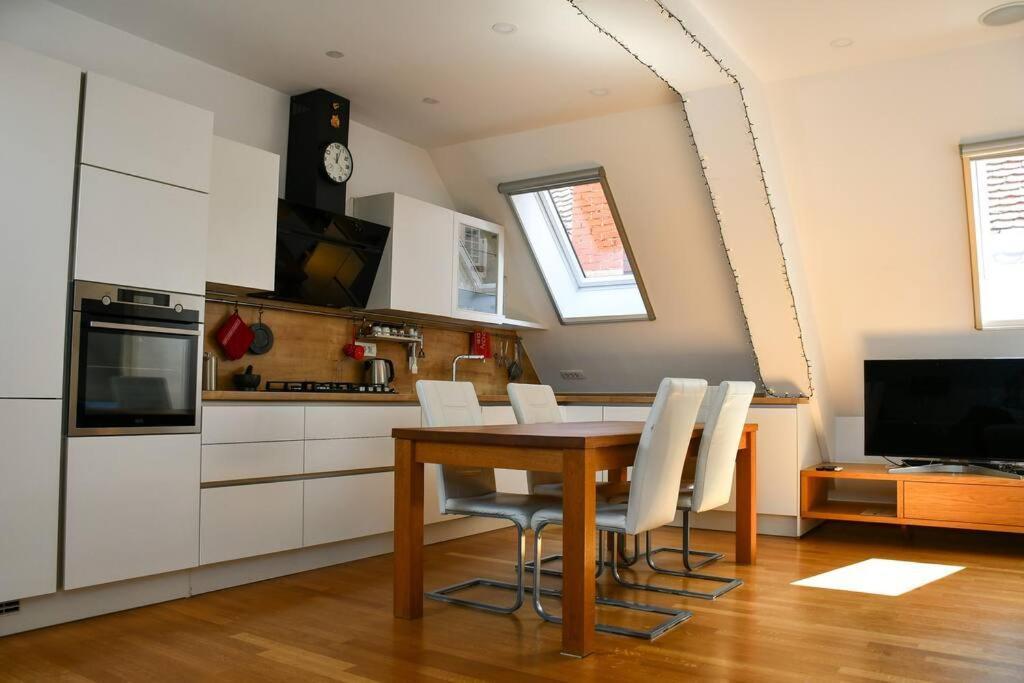 Stairway To Ljubljana Apartment Exterior photo